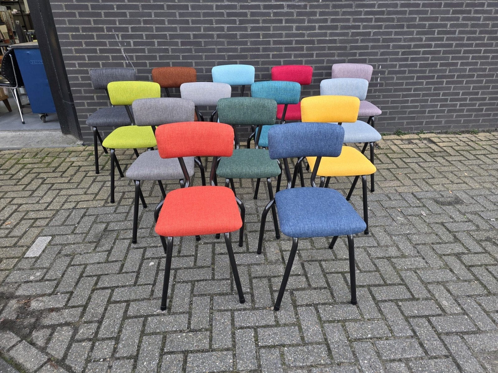 Marko schoolstoelen nieuw gestoffeerd, Overige kleuren, Zo goed als nieuw, Stof, Vijf, Zes of meer stoelen