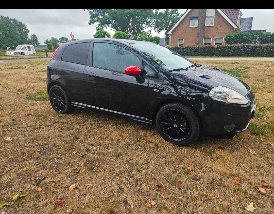Fiat Punto 1.4 16V 3DR 2007 Zwart, Auto's, Voorwielaandrijving, 40 €/maand, Zwart, Bedrijf