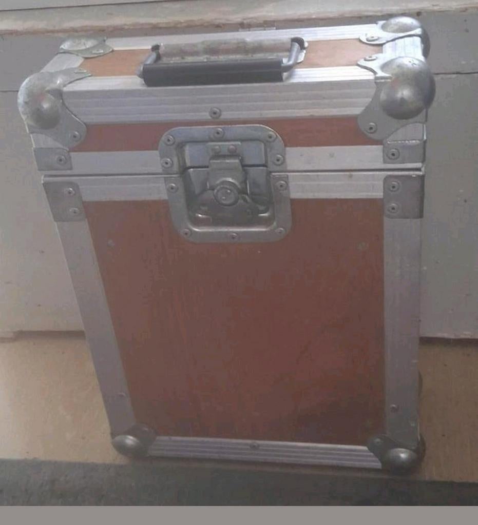Kleine flightcase. Hout. Vintage., Ophalen, Overige materialen, Gebruikt, Minder dan 50 cm