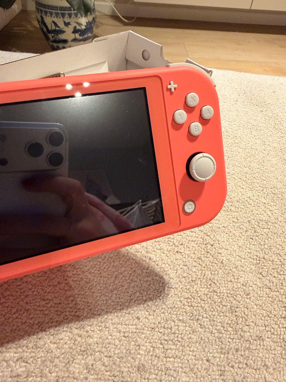 Nieuwe Nintendo Switch Lite coral roze, Spelcomputers en Games, Spelcomputers | Nintendo Switch Lite, Ophalen of Verzenden, Roze of Coral