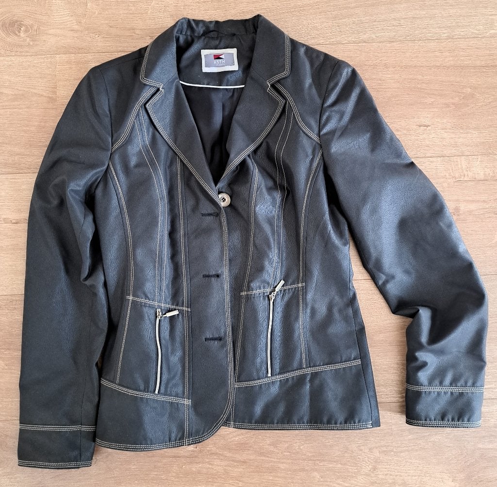 KORT DAMES JASJE – blauw maat 38/40   (zo goed als nieuw), Ophalen of Verzenden, Zo goed als nieuw, Maat 38/40 (M), Blauw