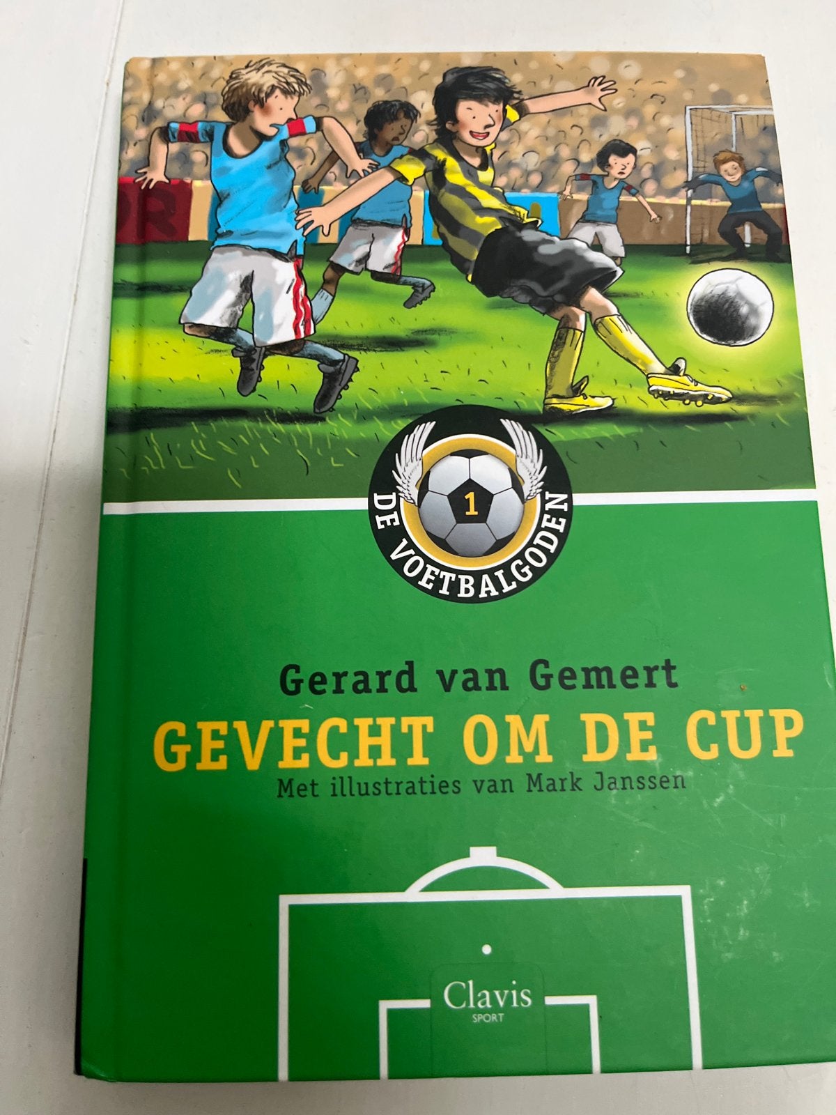 De Voetbalgoden - Gevecht om de Cup, Boeken, Ophalen of Verzenden, Zo goed als nieuw, Fictie