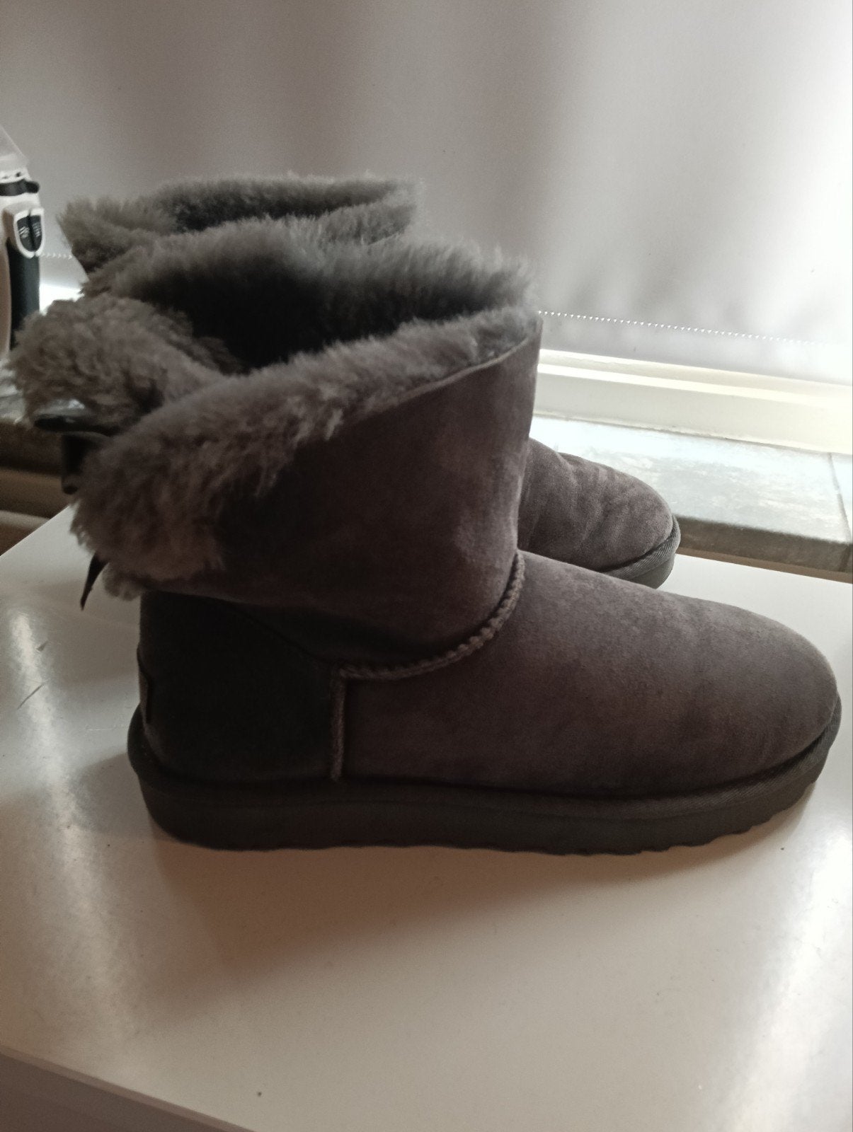 Uggs maat 40 ., Lage of Enkellaarzen, Ophalen of Verzenden, Zo goed als nieuw, Uggs