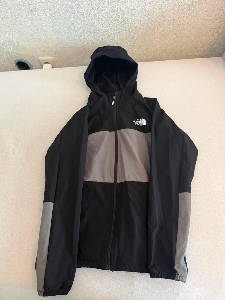 The North Face Jas Zwart/Grijs - kinder maat Xl 14/16 jaar, Ophalen of Verzenden, Zo goed als nieuw, Maat 38/40 (M), Zwart