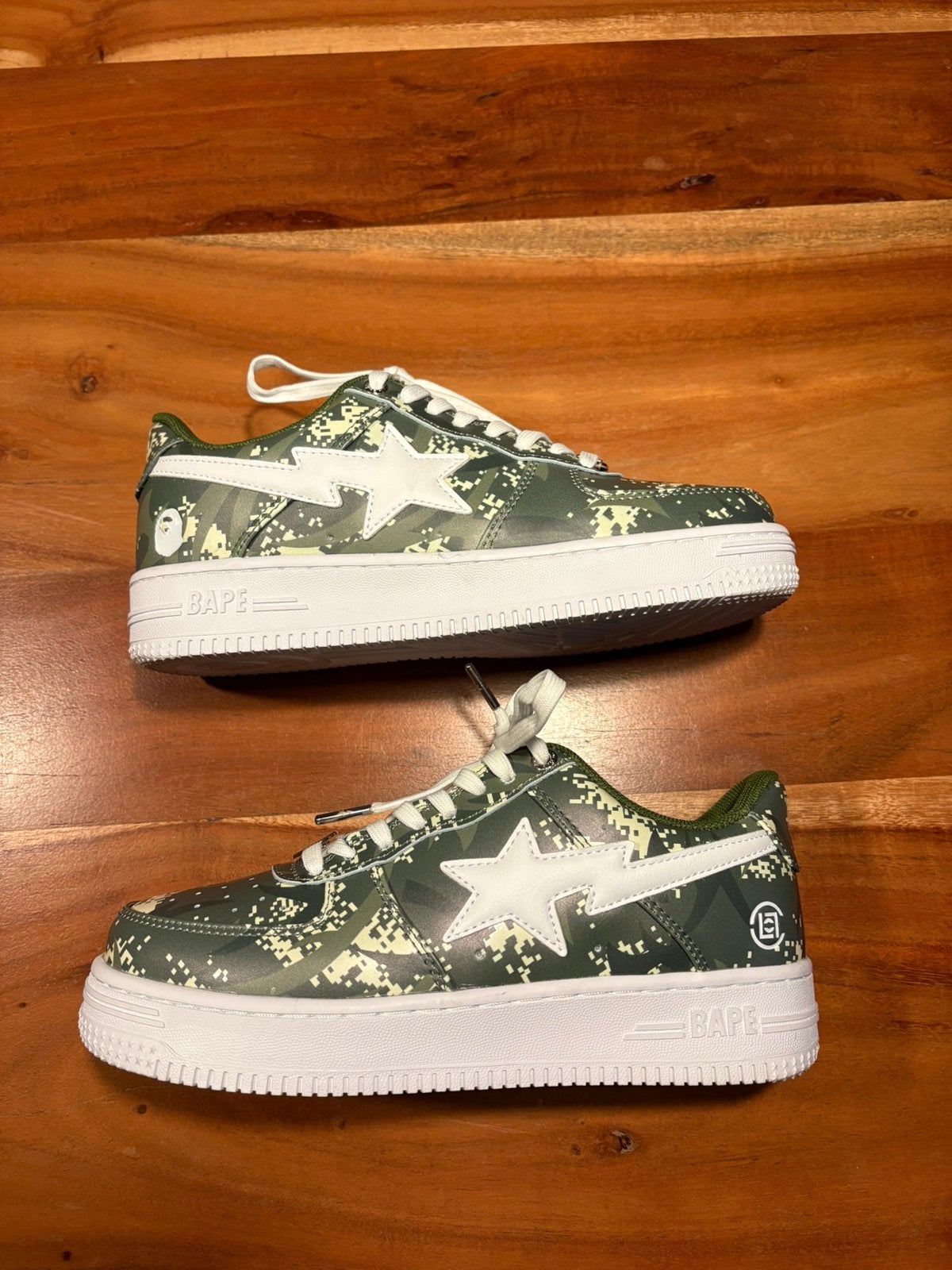 Bape schoenen camouflage maat 39, Kleding | Dames, Ophalen of Verzenden, Zo goed als nieuw, Groen, Sneakers of Gympen