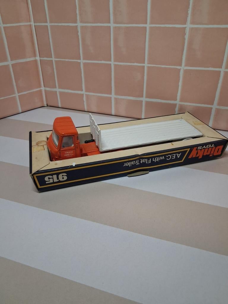 Dinky Toys 915 A.E.C. flat trailer, Ophalen of Verzenden, Gebruikt, Auto, Dinky Toys