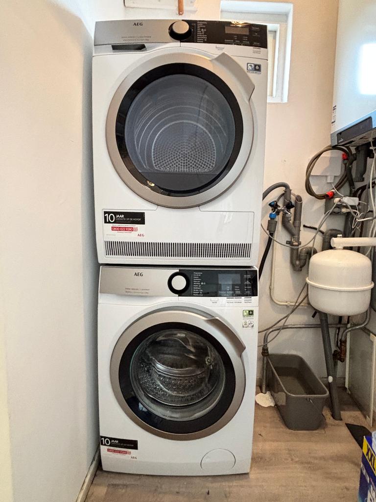 AEG 8000 Serie Wasmachine + Warmtepompdroger 8KG, Witgoed en Apparatuur, Ophalen, Minder dan 85 cm, 8 tot 10 kg, 1600 toeren of meer