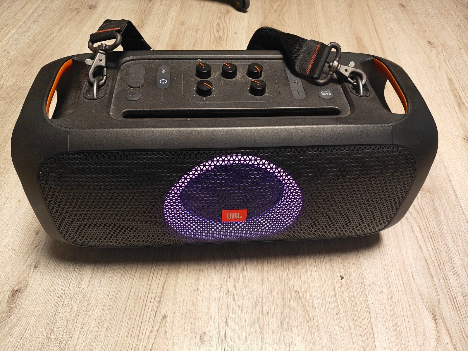 JBL PartyBox On-The-Go - Zo goed als nieuw, JBL, Party speaker, Ophalen of Verzenden, Zo goed als nieuw