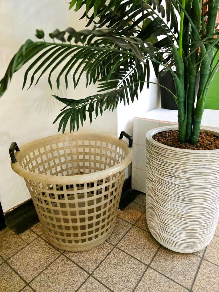 9647: Vintage Mid-Century Modern Plastic Laundry Basket, Huis en Inrichting, Ophalen of Verzenden, Rond