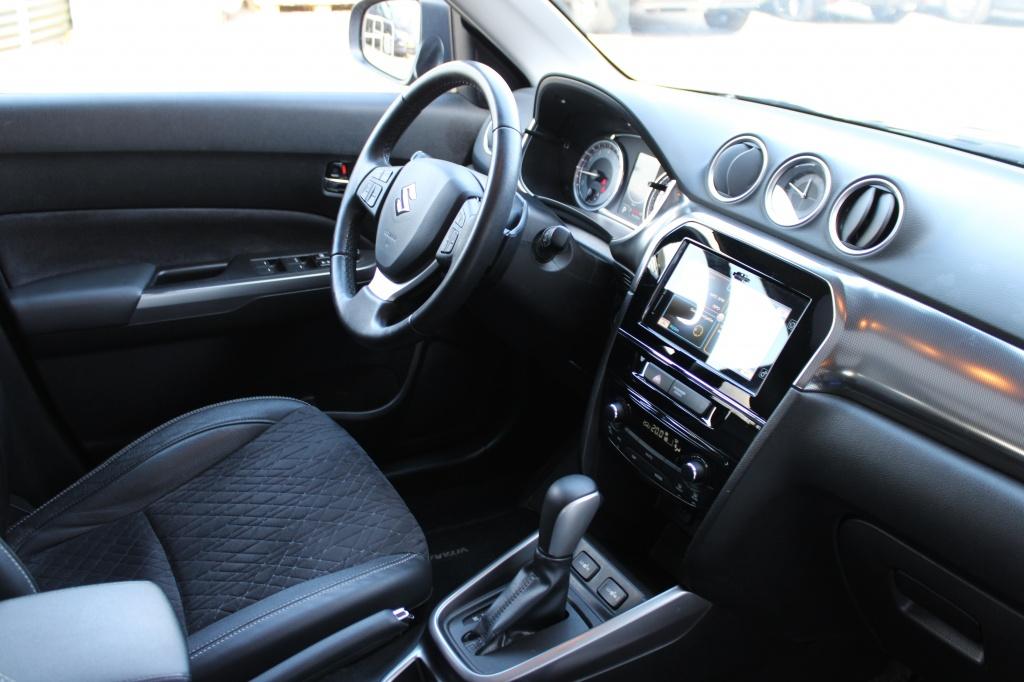 Suzuki Vitara 1.4Boosterjet Stijl Panoramadak Automaat | Nav, Auto's, Automaat, Stof, Gebruikt, Euro 6