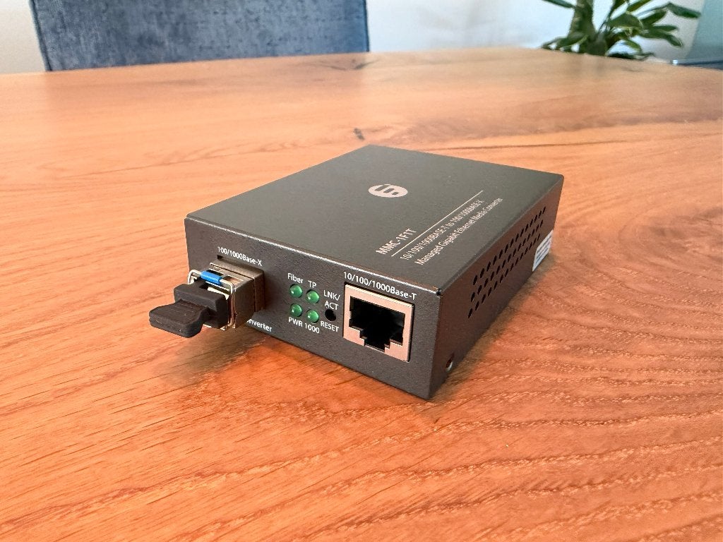 Ethernet Media Converter (SFP - RJ45), Computers en Software, Netwerk switches, Ophalen of Verzenden, Zo goed als nieuw