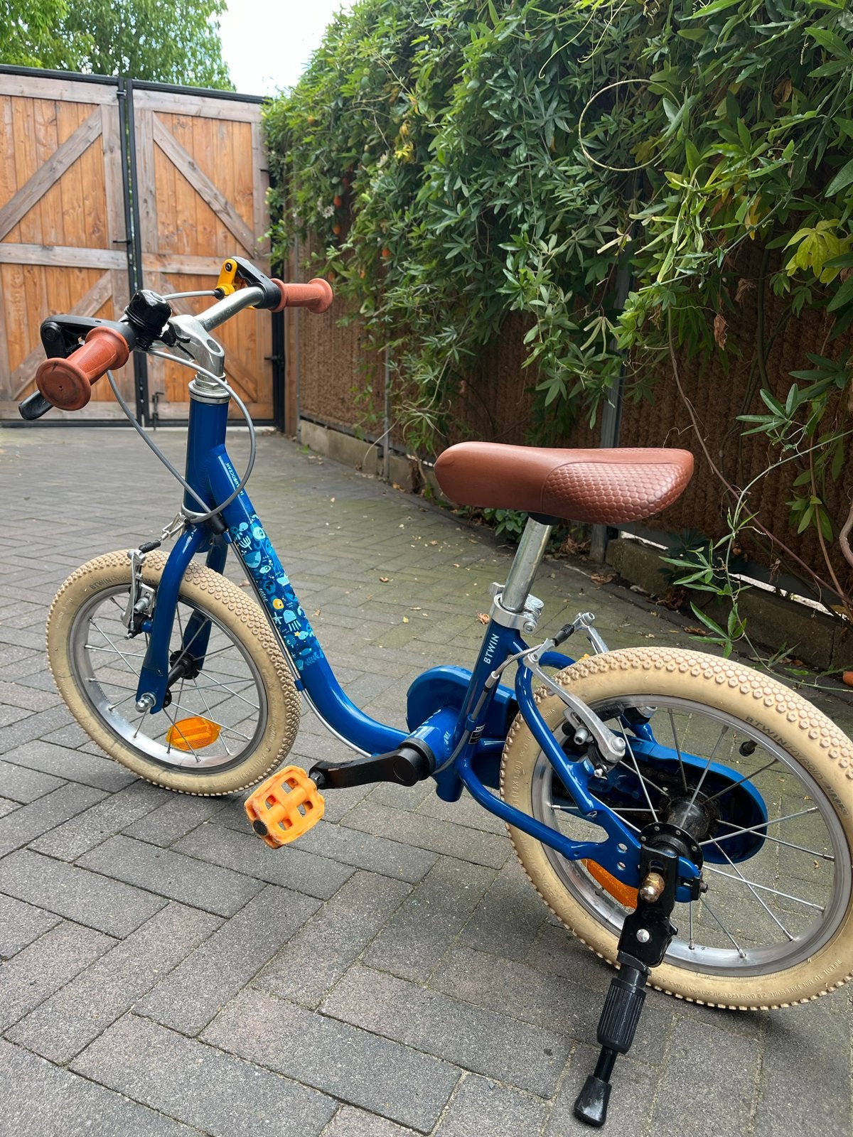 B'Twin Hybrid 14 inch kinderfiets - Blauw, Ophalen, Gebruikt, Velgrem, Minder dan 16 inch