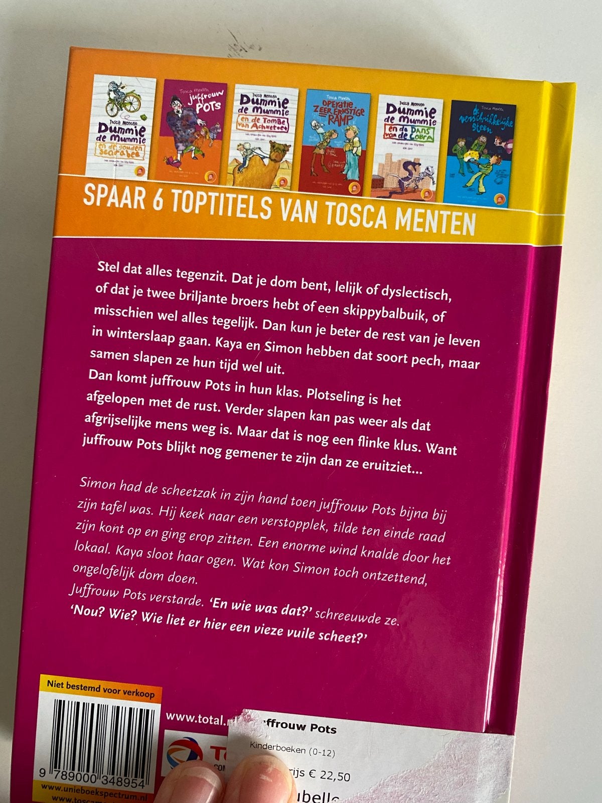 Juffrouw Pots - Tosca Menten (Kinderboek), Boeken, Ophalen of Verzenden, Zo goed als nieuw, Fictie algemeen