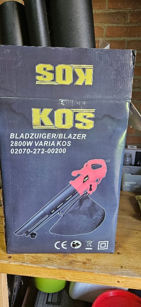 KOS Bladzuiger/Blazer 2800W - Zo goed als nieuw, Tuin en Terras, Ophalen, Met opvangzak, Handgedragen, Zo goed als nieuw