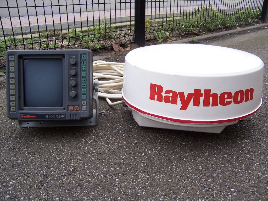 Raymarine R10X radar set, Ophalen of Verzenden, Radar