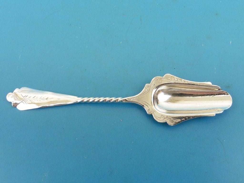 Zilveren suikerschep                                     Z71