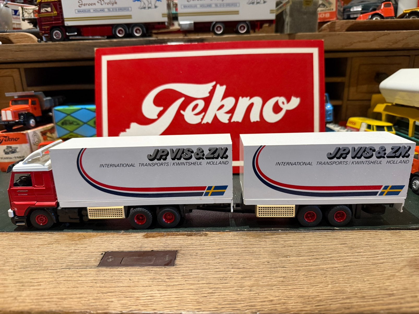TEKNO SCANIA 143 JP VIS, Ophalen of Verzenden, Zo goed als nieuw, Bus of Vrachtwagen, Tekno