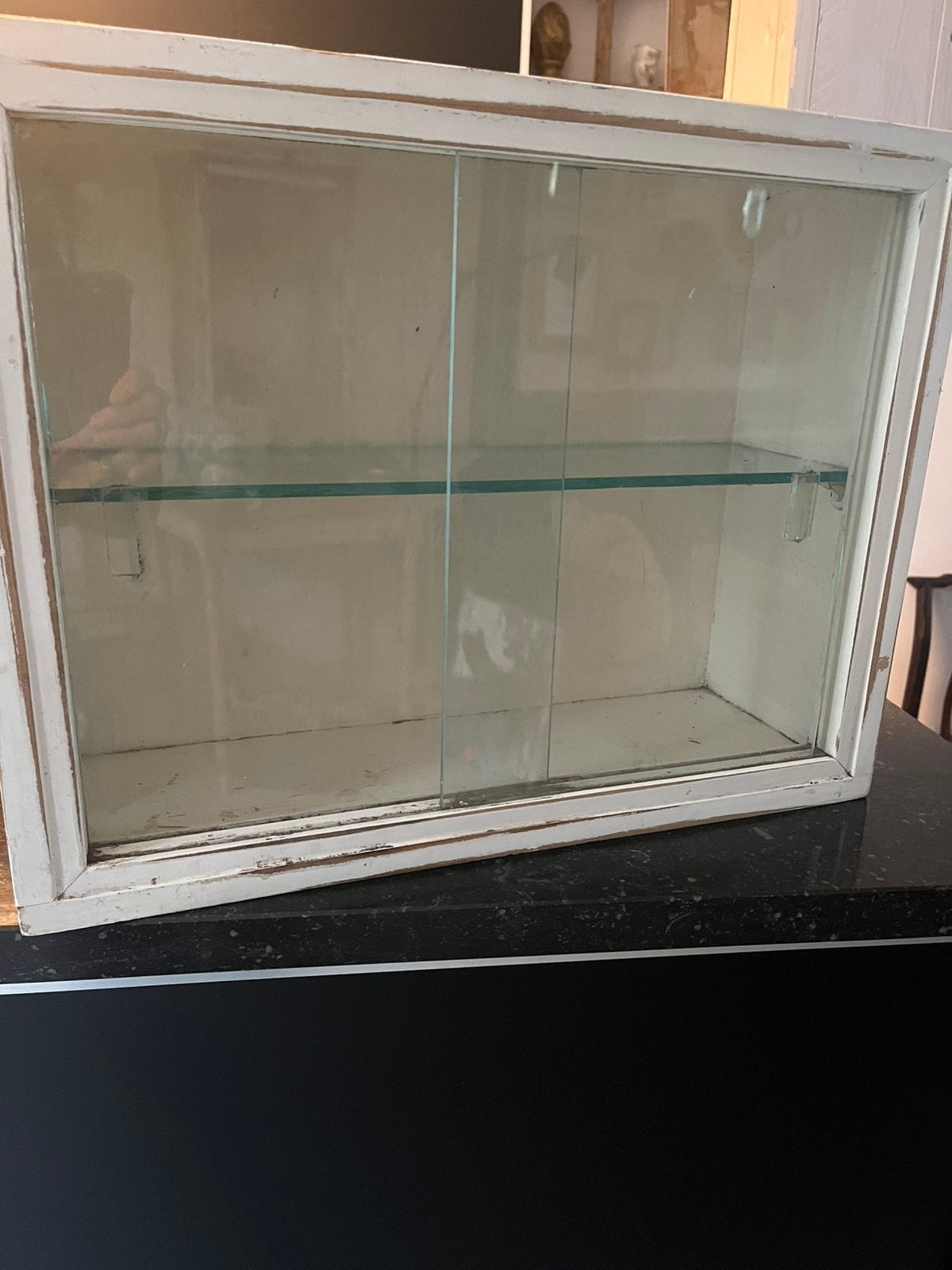 Brocante oud houten schuifdeurtjes kastje, Ophalen