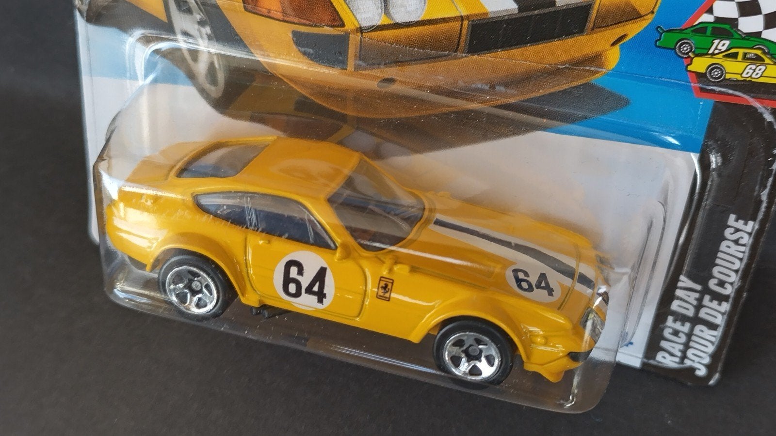 Ferrari 365 GTB 4 Competizione yellow 1:64 Hotwheels Pol, Hobby en Vrije tijd, .., Auto, Verzenden, .