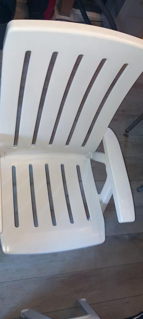Jardin ligstoel compleet met voetenbankje en kussens wit 35, Tuin en Terras, Ligbedden, Ophalen, Zo goed als nieuw, Kunststof