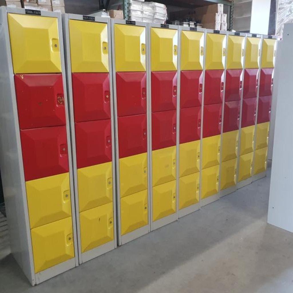Groot aanbod lockers locker kledingkasten div uitvoeringen, Ophalen, Gebruikt