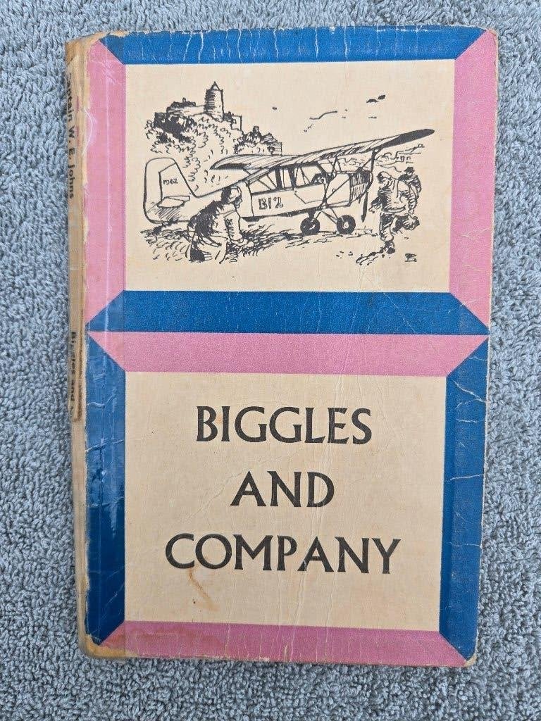 Biggles and company, Boeken, Ophalen of Verzenden, Gelezen, W.E. Johns
