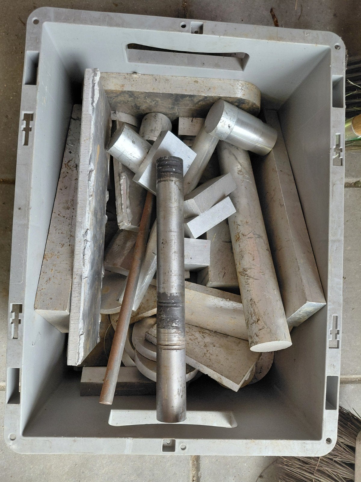 Aluminium voor de hobbyist., Ophalen, Gebruikt, Aluminium