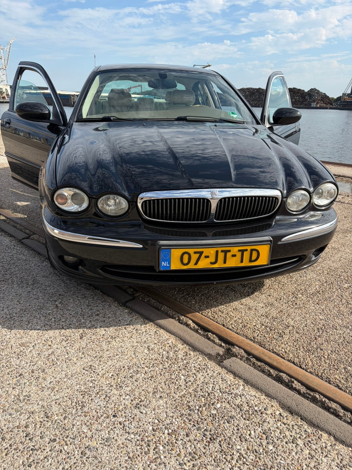 Jaguar X-Type 3.0 V6 Executive AUT 4WD 2002 Zwart, Auto's, Jaguar, Zwart, Particulier, 1510 kg, 6 cilinders