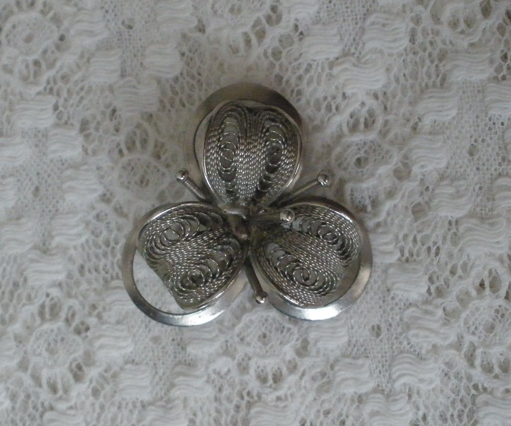 Vintage zilverkleur filigrain bloem broche, Overige materialen, Minder dan 4 cm, Nieuw, Ophalen of Verzenden