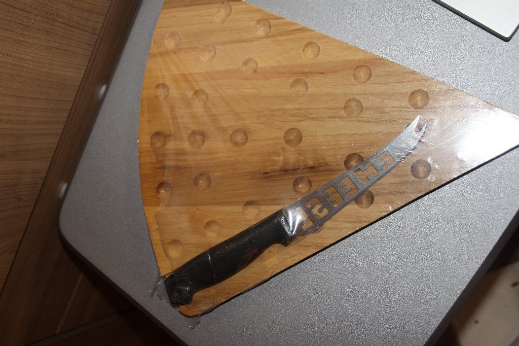 kaasplank met mes (nieuw), Snij-/serveerplank, Ophalen of Verzenden, Nieuw, Hout