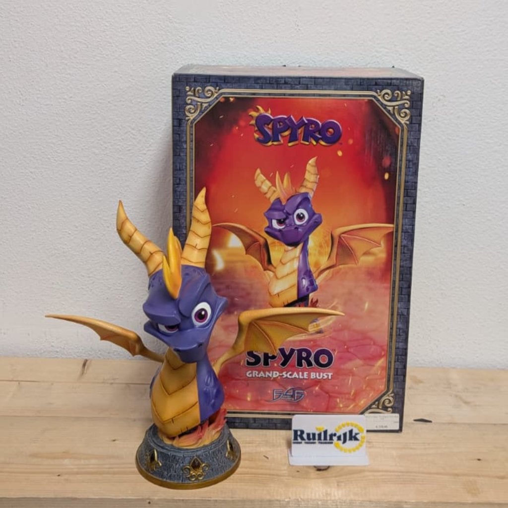 Spyro Bust - First 4 Figures lim. ed. 500 - Beeld Collector, Verzamelen, Activision, Zo goed als nieuw, https://support.activision.com/contact-us