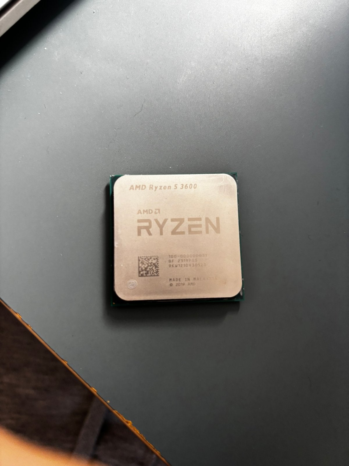 Ryzen 5 3600x met koeler!, Computers en Software, Processors, Ophalen of Verzenden, Zo goed als nieuw, 6-core, 3 tot 4 Ghz