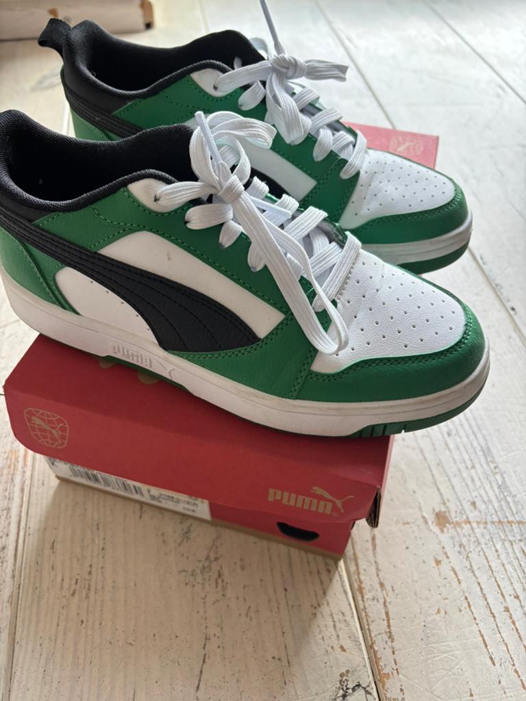 Puma sneakers maat 37, Schoenen, Ophalen of Verzenden, Zo goed als nieuw, Jongen
