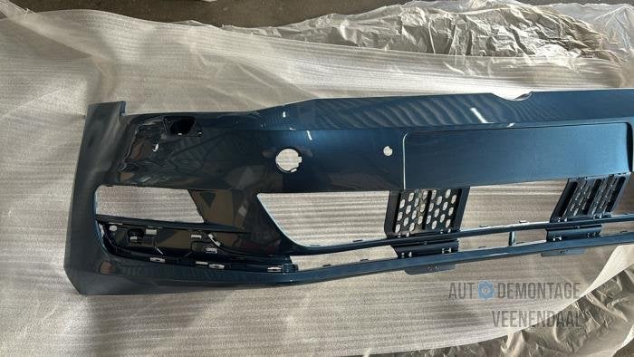 Voorbumper van een Volkswagen Golf (LA5J), Auto-onderdelen, -, Volkswagen, -, Nieuw