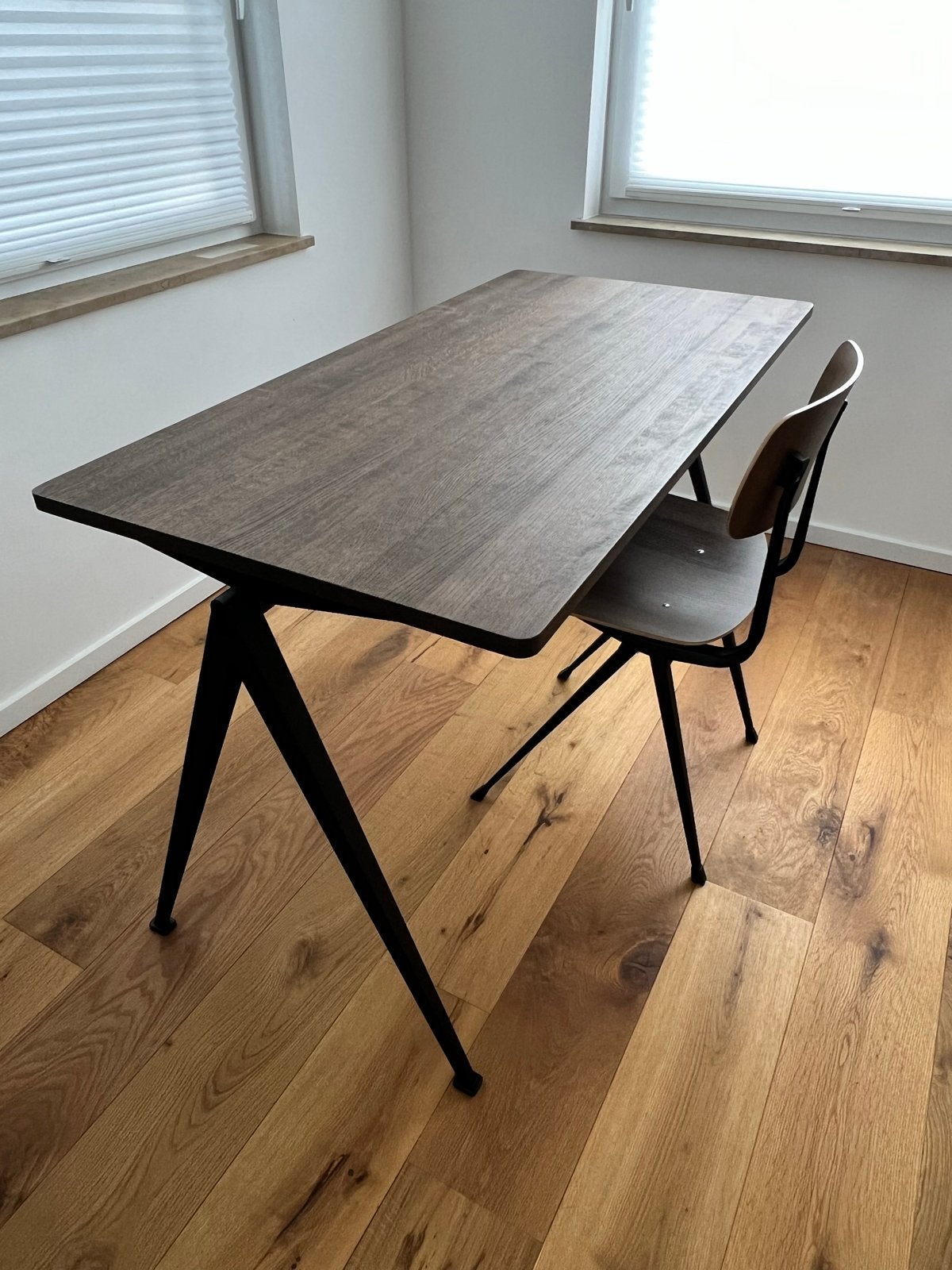 HAY Pyramid Bureau & Result Stoel - Gerookt Eikenhout, Ophalen, Gebruikt, 65 cm, 131 cm