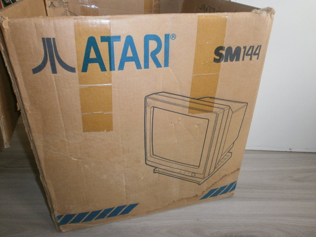 Atari beeldscherm doos, Ophalen, Atari