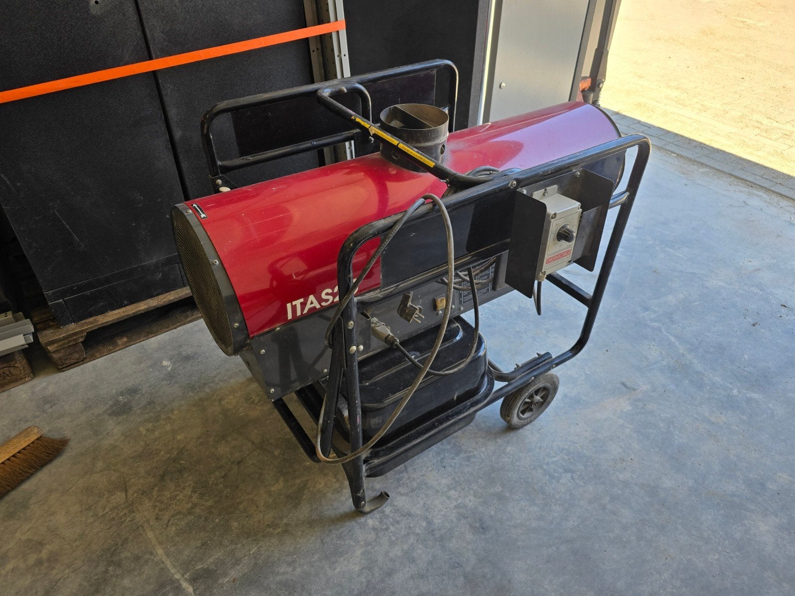 Thermobile indirecte diesel heater 22kW, Ophalen, 30 tot 80 cm, Gebruikt, Overige typen