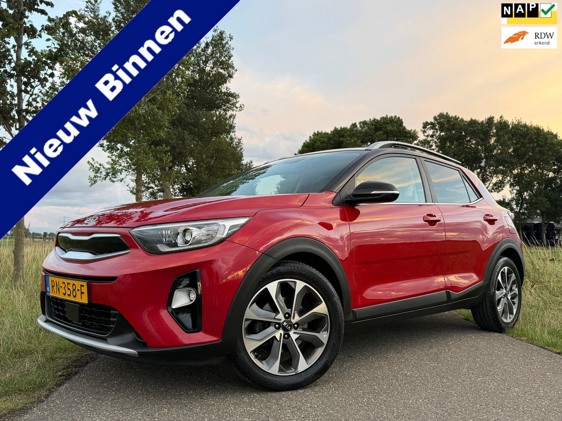 Kia Stonic 1.0 T-GDi ExecutiveLine | Camera | Apple CarPlay/, Auto's, Voorwielaandrijving, Dealer onderhouden, 450 kg, Gebruikt