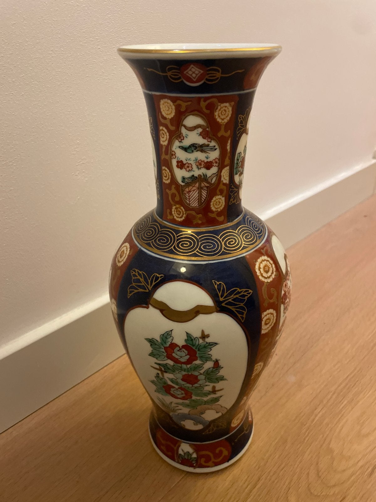 Prachtige handgeschilderde Gold Imari vaas, Ophalen