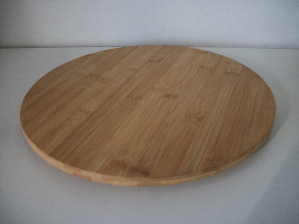 Draai Plateau - Bamboe draaiende plank rond 35 cm - zgan, Hout, Geel, Snij-/serveerplank, Ophalen of Verzenden