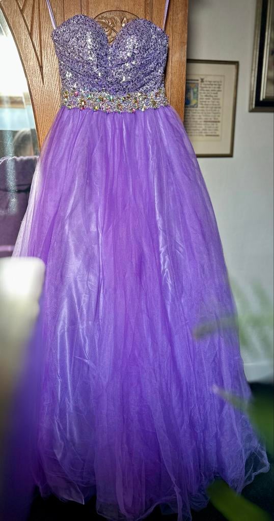 Paarse galajurk met pailletten van Maggie Sottero, Kleding | Dames, Galajurk, Paars, Ophalen of Verzenden, Maat 36 (S)