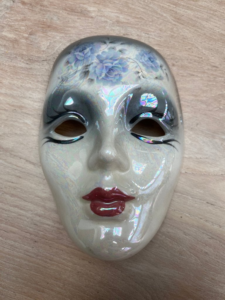 PRACHTIG KERAMIEK MASKER TER DOCORATIE, Antiek en Kunst, Geglazuurd, 20 - 50 cm, Steen of Keramiek, Vrouw