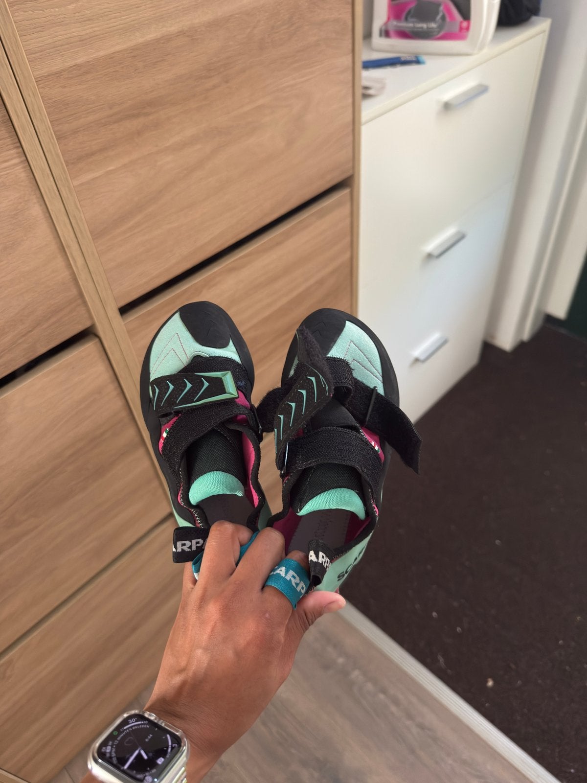Klimschoen scarpa, Ophalen, Zo goed als nieuw, Klimsportschoenen