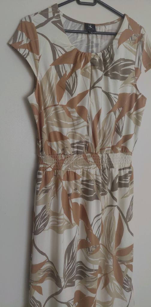 K-design zomerjurk - Maat M, Kleding | Dames, Jurken, Zo goed als nieuw, Maat 36 (S), Beige, Knielengte, Ophalen of Verzenden