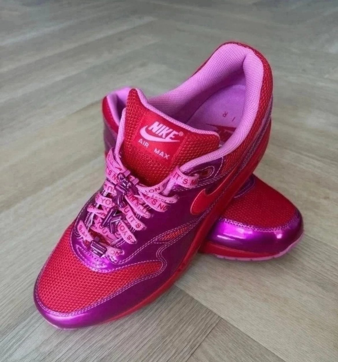 Nike Air Max 1 PRM 'Valentine's Day' - Playful Pink, Ophalen of Verzenden, Nieuw, Overige kleuren, Sneakers of Gympen