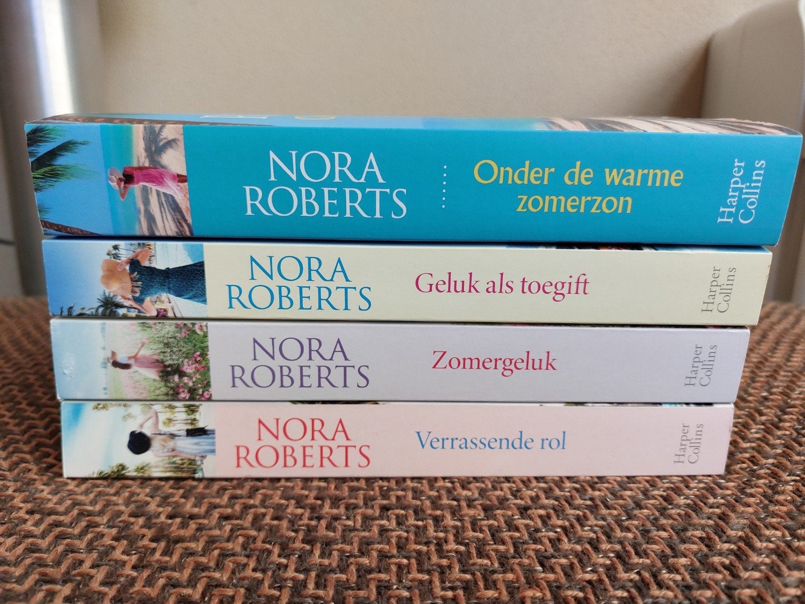 Nora Roberts boeken - 4 romanset, Ophalen of Verzenden, Zo goed als nieuw, Nora Roberts