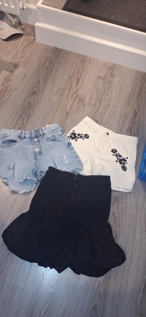 Jeans korte broeken & ballonrokje XXS tiener, Blauw, Ophalen of Verzenden, Maat 34 (XS) of kleiner, Gedragen