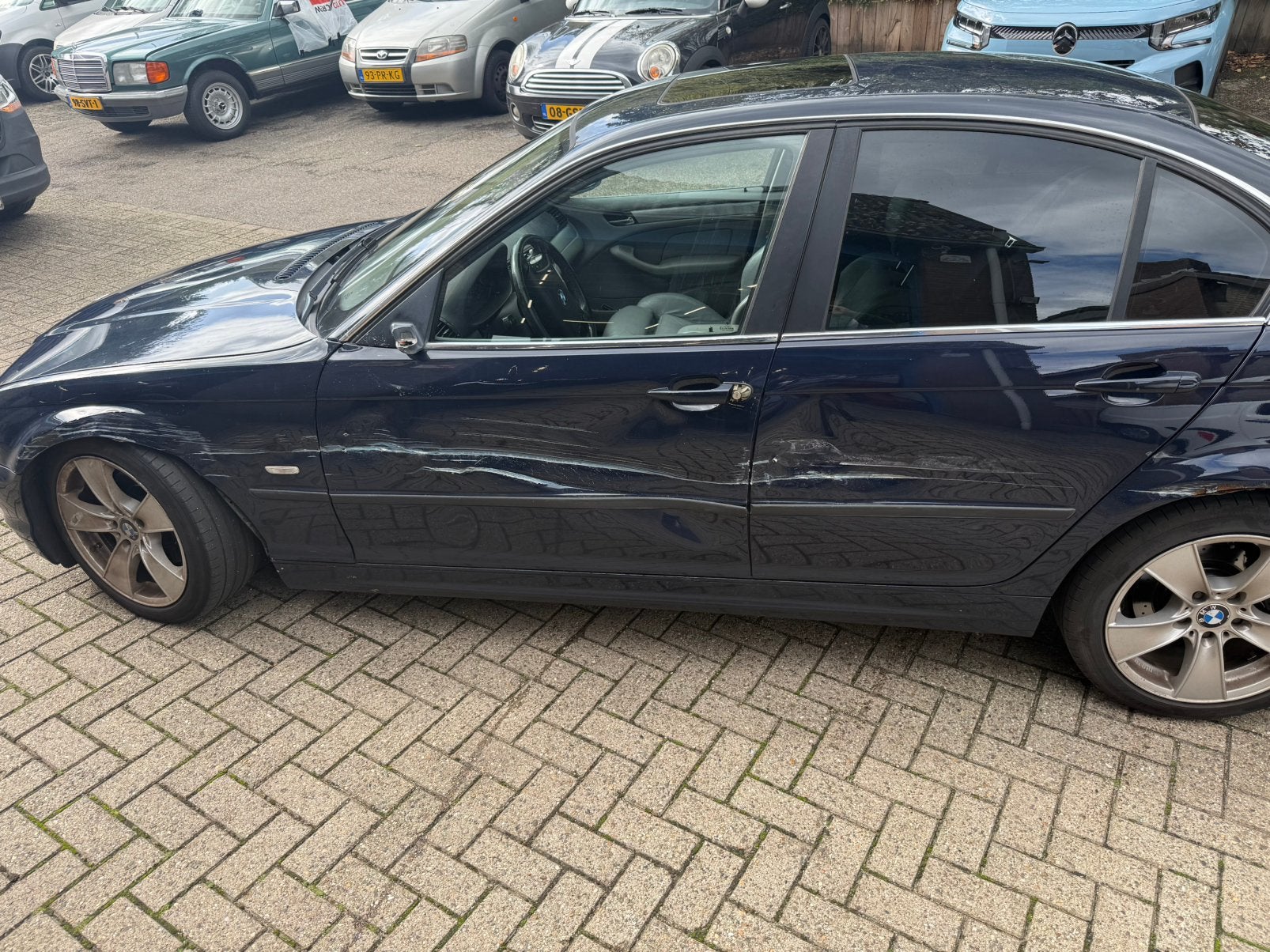 BMW 328i E46 2.8 6-cilinder – LPG/Benzine  met schade €2000, Auto's, Automaat, 730 kg, Overige modellen, Blauw