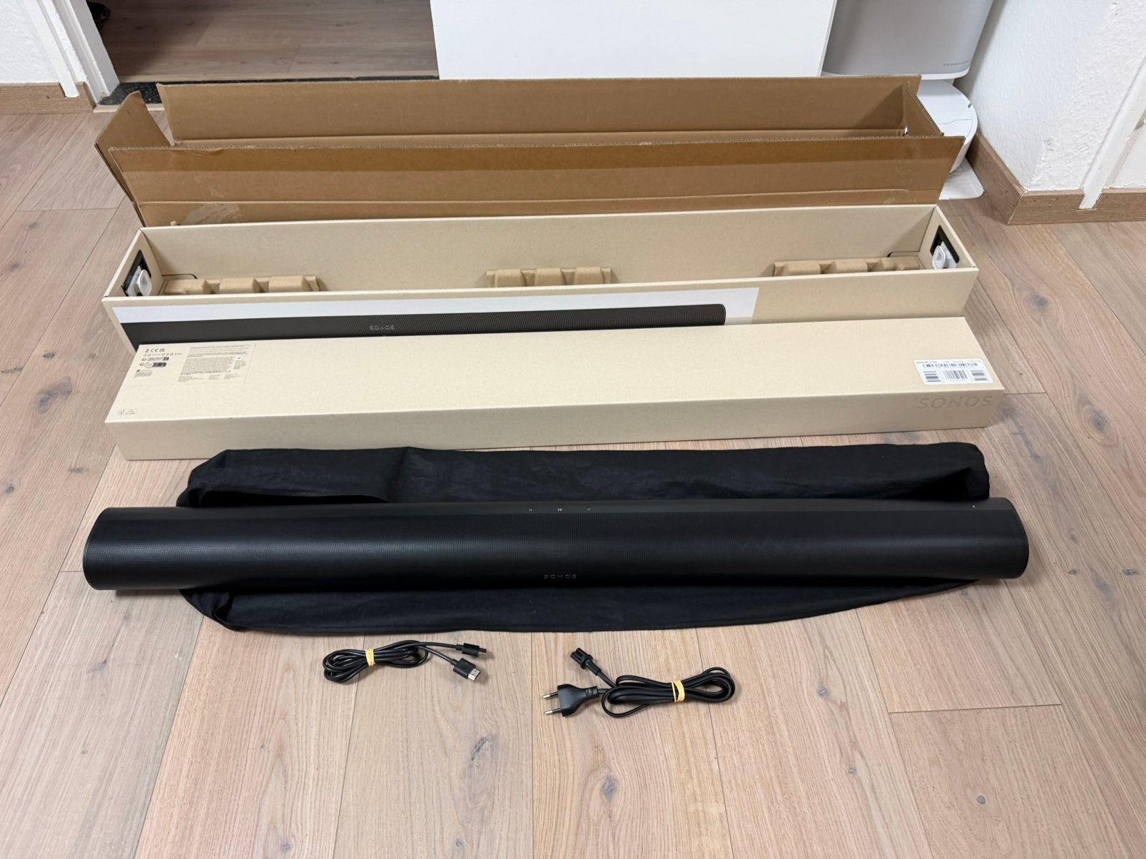 sonos arc dolby atmos soundbar bijna nieuw mag testen, Ophalen of Verzenden, Zo goed als nieuw
