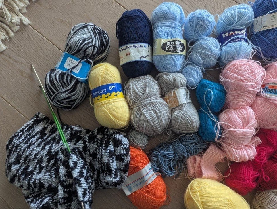 Diverse bollen wol., Hobby en Vrije tijd, Breien en Haken, Ophalen of Verzenden, Breien of Haken, Wol of Garen